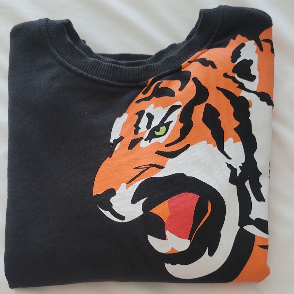 H&M Child's Tiger Sweatshirt Sz 6x-7